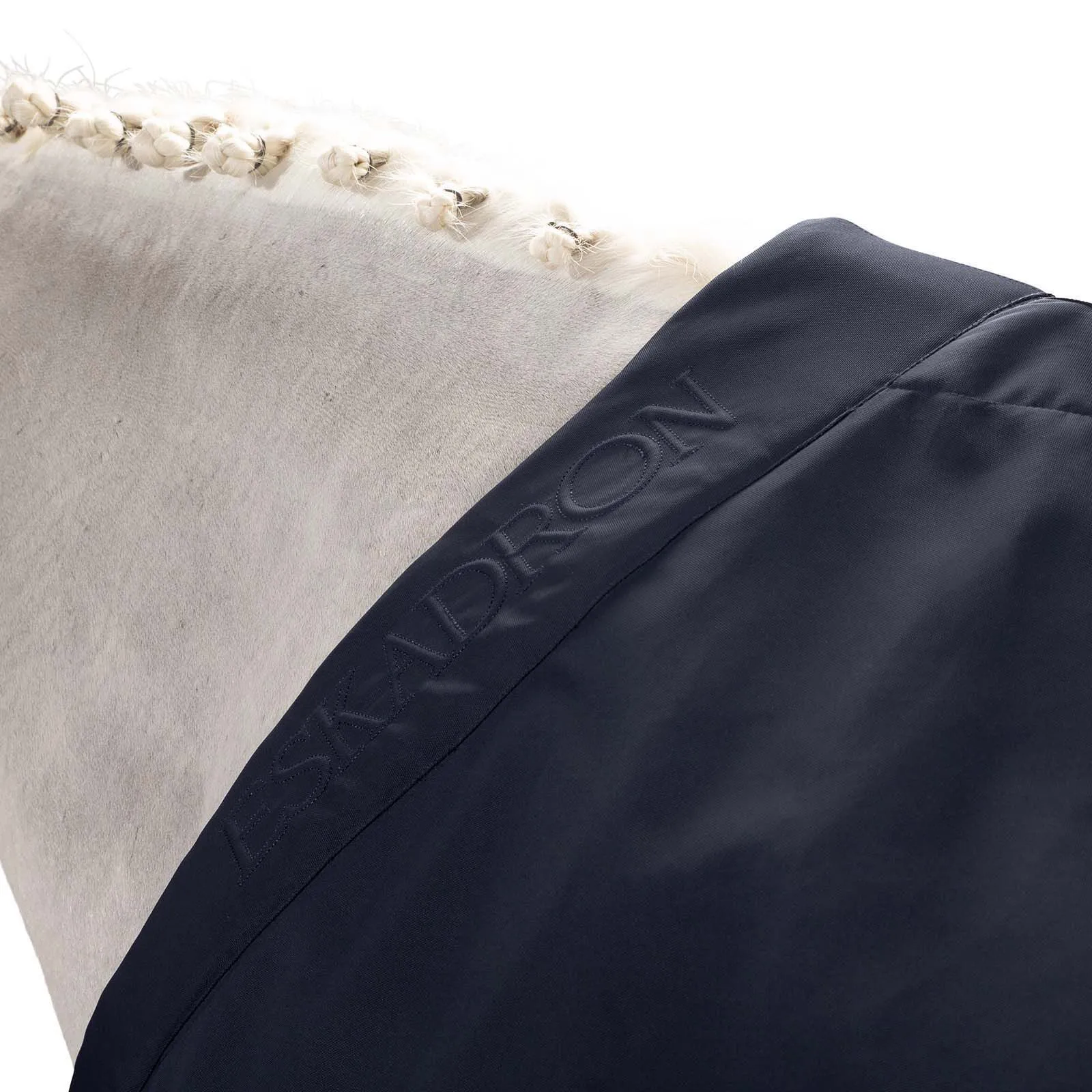 Eskadron Dura Coperta estiva