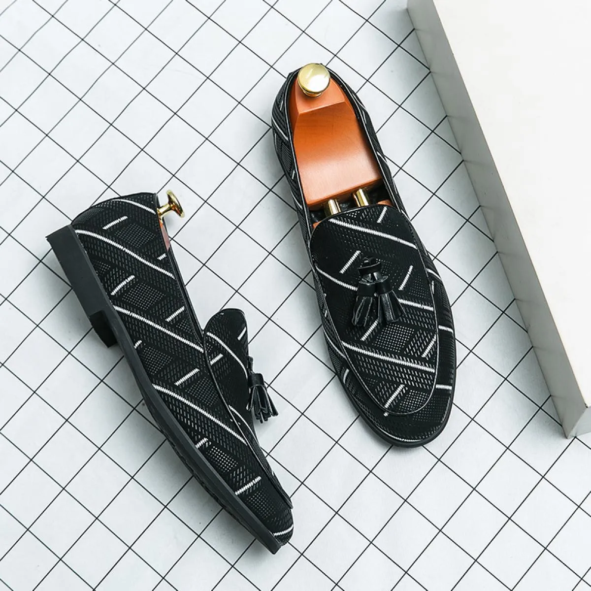 Nuovi mocassini per mentassels slip on punta tonda scarpe formali da uomo spedizione gratuita taglia 38 48 scarpe da uomo