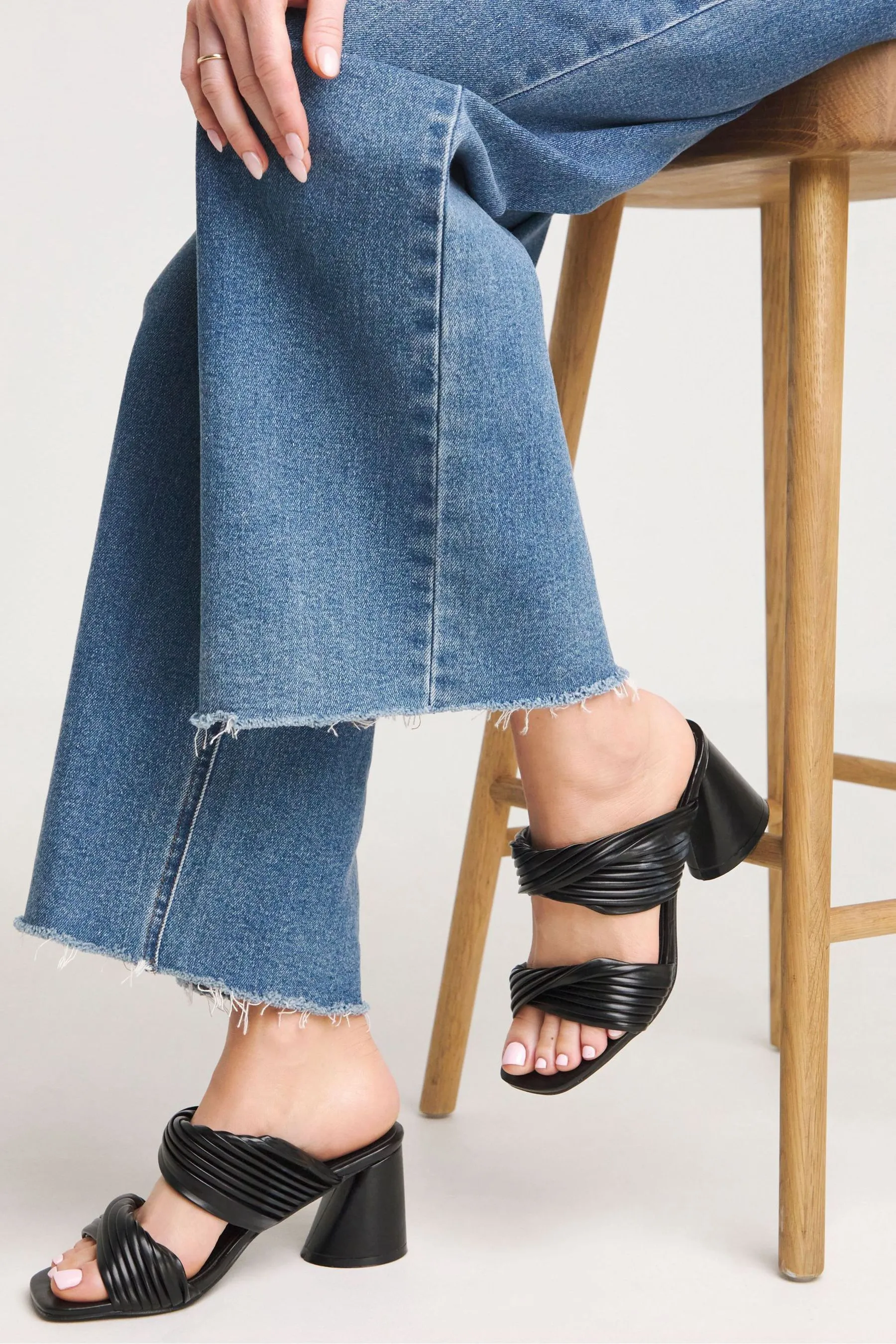Simply Be Wide Fit Pleated Twist Strap Heeled Sandals    